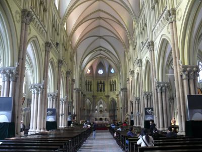 Intérieur de la cathédrale Saint-Ignace