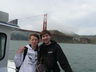 Nous devant le Golden Gate Bridge.